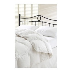 Image of: White Goose Feather & Down Summer Duvet